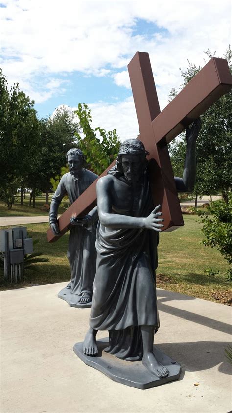 5 Simon Of Cyrene Helps Jesus Carry The Cross Jesus Carrying Cross