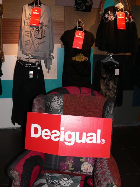 La Seminaked Party By Desigual Dame Skarlette