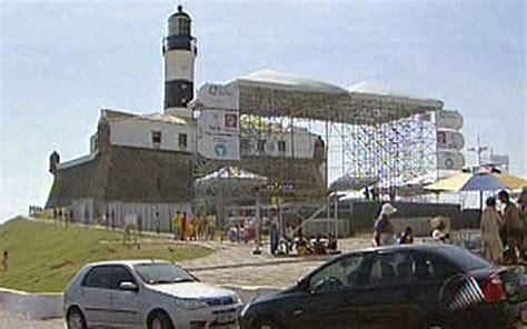 G Brasil Not Cias R Veillon No Farol Da Barra Em Salvador Ter