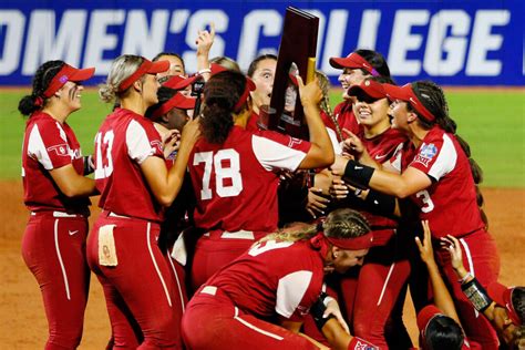 Oklahoma Softballs Patty Gasso We Dont Talk About Three Peat