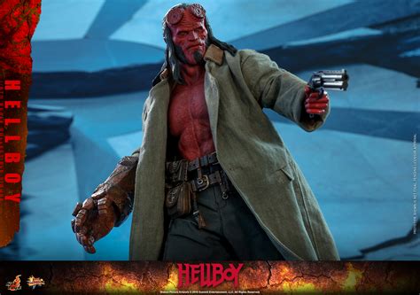 Hot Toys Th Scale Hellboy