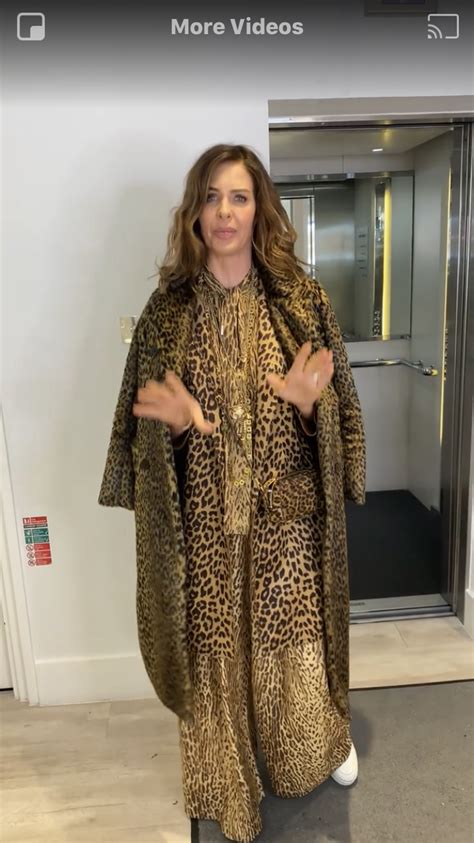 Pin By Carol On Trinny Leopard Print Dress Fashion Trinny Woodall