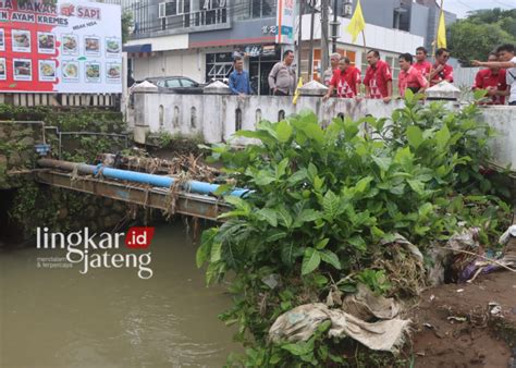 Bupati Ngesti Tinjau Sejumlah Titik Langganan Banjir Di Kabupaten