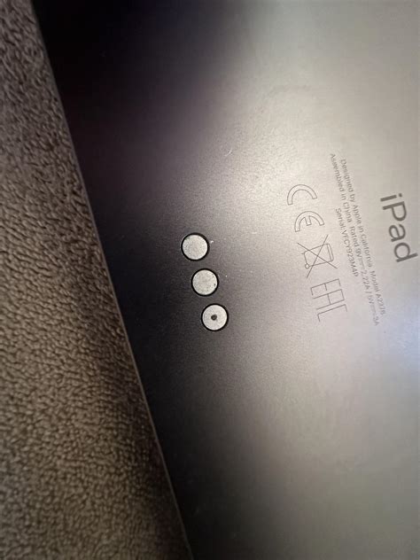 Worn Ipad Pro Contacts Ripad