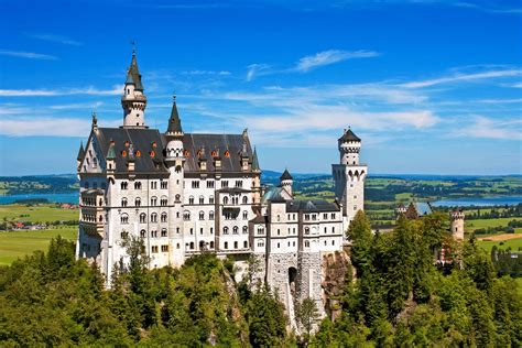 Schloss Neuschwanstein In Bayern Deutschland Franks Travelbox