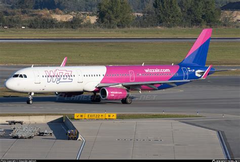 Ha Lxp Wizz Air Airbus A Wl Photo By Alexander Jeglitsch Id