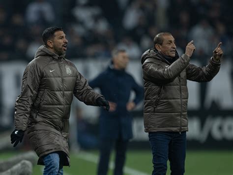 Fluminense X Corinthians Onde Assistir Escala Es Desfalques E