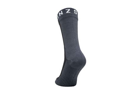 Sealskinz Waterproof Socks Reviewed And Rated In 2024 Walkjogrun