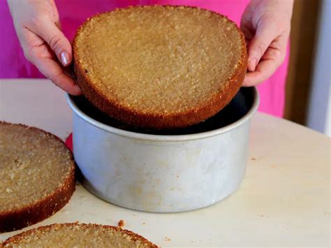naked cake שמח במטבח של רות אופק