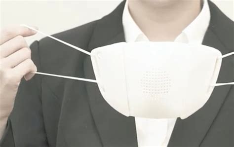 C Mask A Smart Face Mask That Can Translate And Transcribe For You