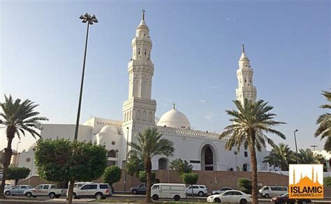 Masjid al-Qiblatain - IslamicLandmarks.com