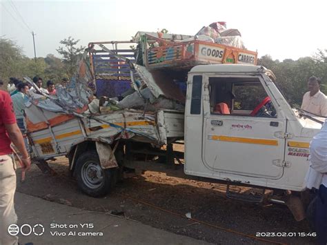 पिकअप वाहन और गन्ने से भरे ट्रक की टक्कर में 6 लोगों की मौके पर ही मौत। मध्य प्रदेश भाजपा