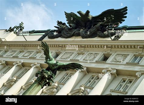 Double Headed Eagle Sculpture On Stubenring Vienna Stock Photo Alamy