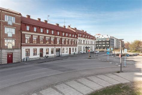 Stationsgatan A I Halmstad Centrum Halmstads Kommun L Genhet Till