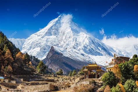 Himalayas mountain landscape Stock Photo by ©OlyPhotoStories 111790452