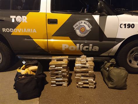 Passageiro De ônibus é Preso Com 49 Tabletes De Maconha Escondidos Em