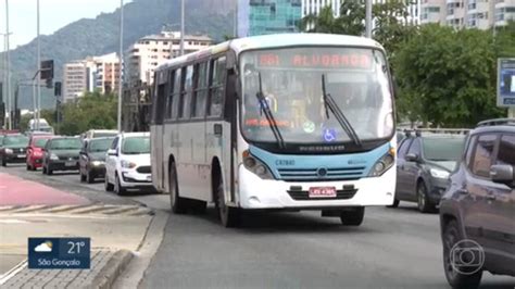 Vídeo Passageiros Reclamam De Novo Trajeto Da Linha 881 Rj1 G1