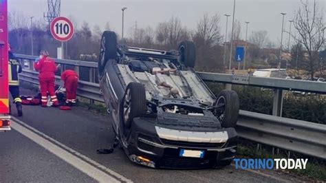 Incidente In Tangenziale Nord Di Torino Due Feriti