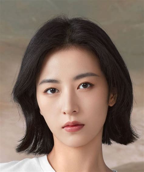 Chinese Actresses Under 25