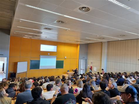 La Jornada De Portes Obertes De Dissabte Reuneix Molts Estudiants