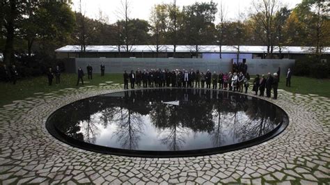 Allemagne un mémorial aux Roms victimes du nazisme inauguré à Berlin