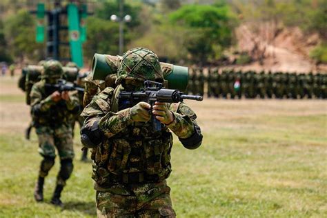 Muere Un Indígena De 14 Años Por Los Combates Entre El Ejército De