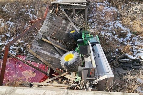 Montgomery County Bridge Collapse Leads To River Contamination