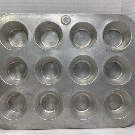 Mirro Kitchen Vintage Mirro Mini Muffin Aluminum Pans Count Lot