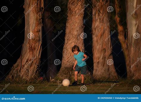 F Tbol Ni Os Ni Os Ni Os Ni Os Ni Os Jugar F Tbol Al Aire Libre