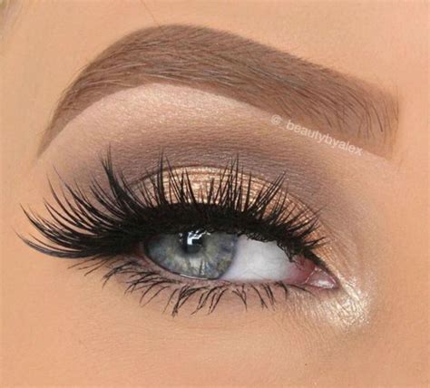 Макияж для серых глаз | Eye makeup, Gorgeous makeup, Skin makeup
