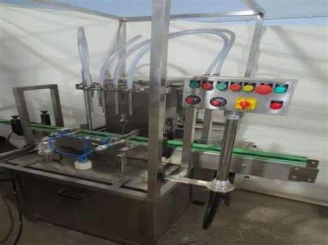 Fully Automatic 4 Head Liquid Filling Machine At 580000 Automatic