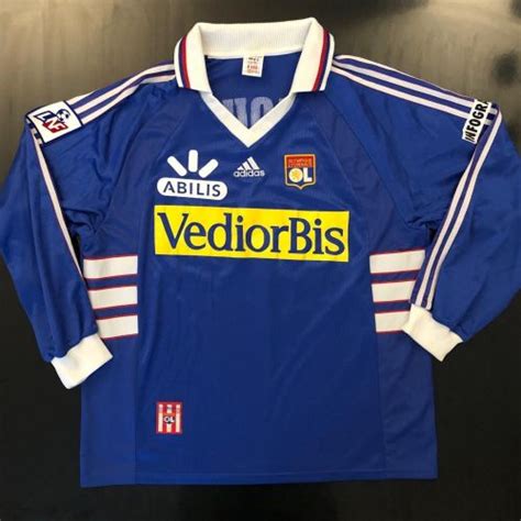 Olympique Lyonnais Kits