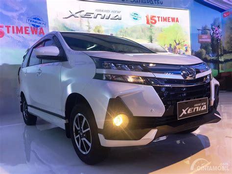 Gambar Mobil Xenia Terbaru 2019