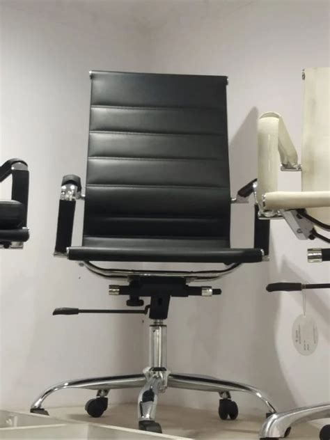 Medium Back Executive Office Chair At Rs Executive Chairs In