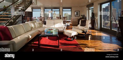 Modern living room with side light Stock Photo - Alamy