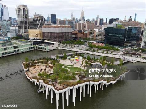 1,737 Little Island Nyc Stock Photos, High-Res Pictures, and Images - Getty Images