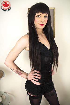 Long Haired Brunette Shemale In Sexy Black Corset And St XXX Dessert