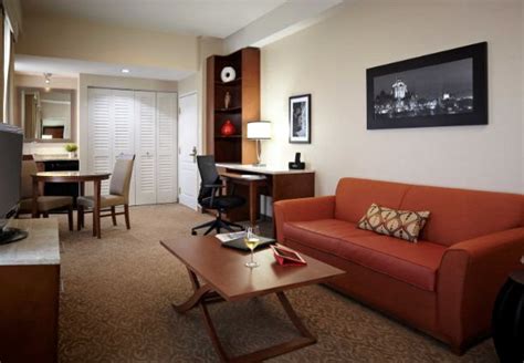 Quebec City Marriott Downtown Cheap Vacations Packages | Red Tag Vacations