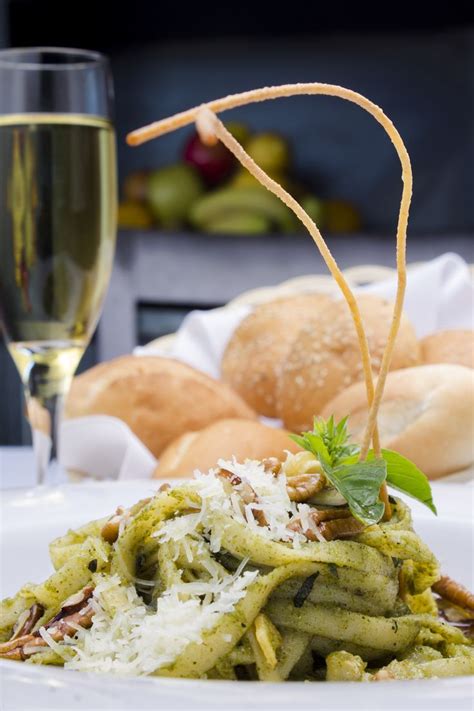 Fettuccine Al Pesto Pasta