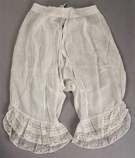 Les Meilleures Images Du Tableau Culotte Ancienne Sur Pinterest Jupons Lingerie Vintage Et