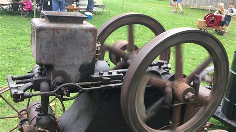 Hit And Miss Engine 1910 Youtube