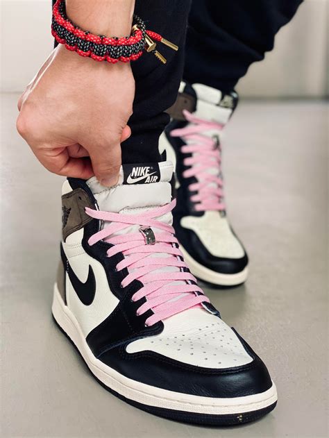 Travis Scott Pink Laces : Where to buy them? | By Slickieslaces