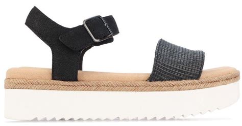 Clarks S Lana Shore Sandals In Black Lyst Uk