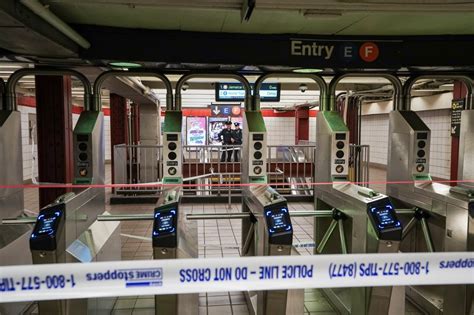 Woman Critically Injured After She Was Shoved Into Nyc Subway Train In