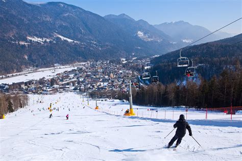 kranjska-gora-slopes-skier - TRAVELSLOVENIA.ORG – All You Need To Know To Visit Slovenia