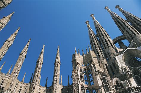 Las 18 torres de la Sagrada Familia estarán terminadas en 2022 Diario