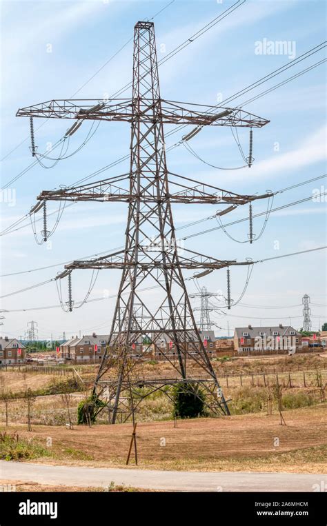 Pylon Overhead Hi Res Stock Photography And Images Alamy