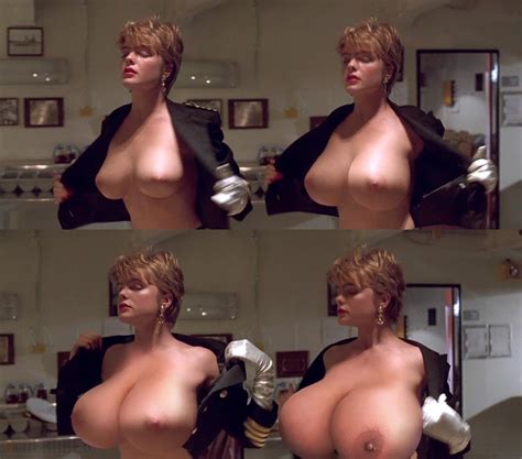 Post 2505809 Erika Eleniak Fakes Roundandheavy Under Siege