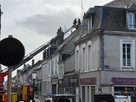 Tempête Ciaran une cheminée menace de s effondrer rue Gambetta à