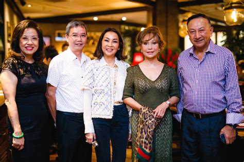 Dato Seri Dr Farah Khan Hosts Buka Puasa At Mama San KL The Melium Group